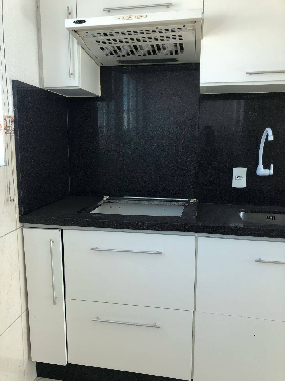 Apartamento à venda com 2 quartos, 70m² - Foto 8