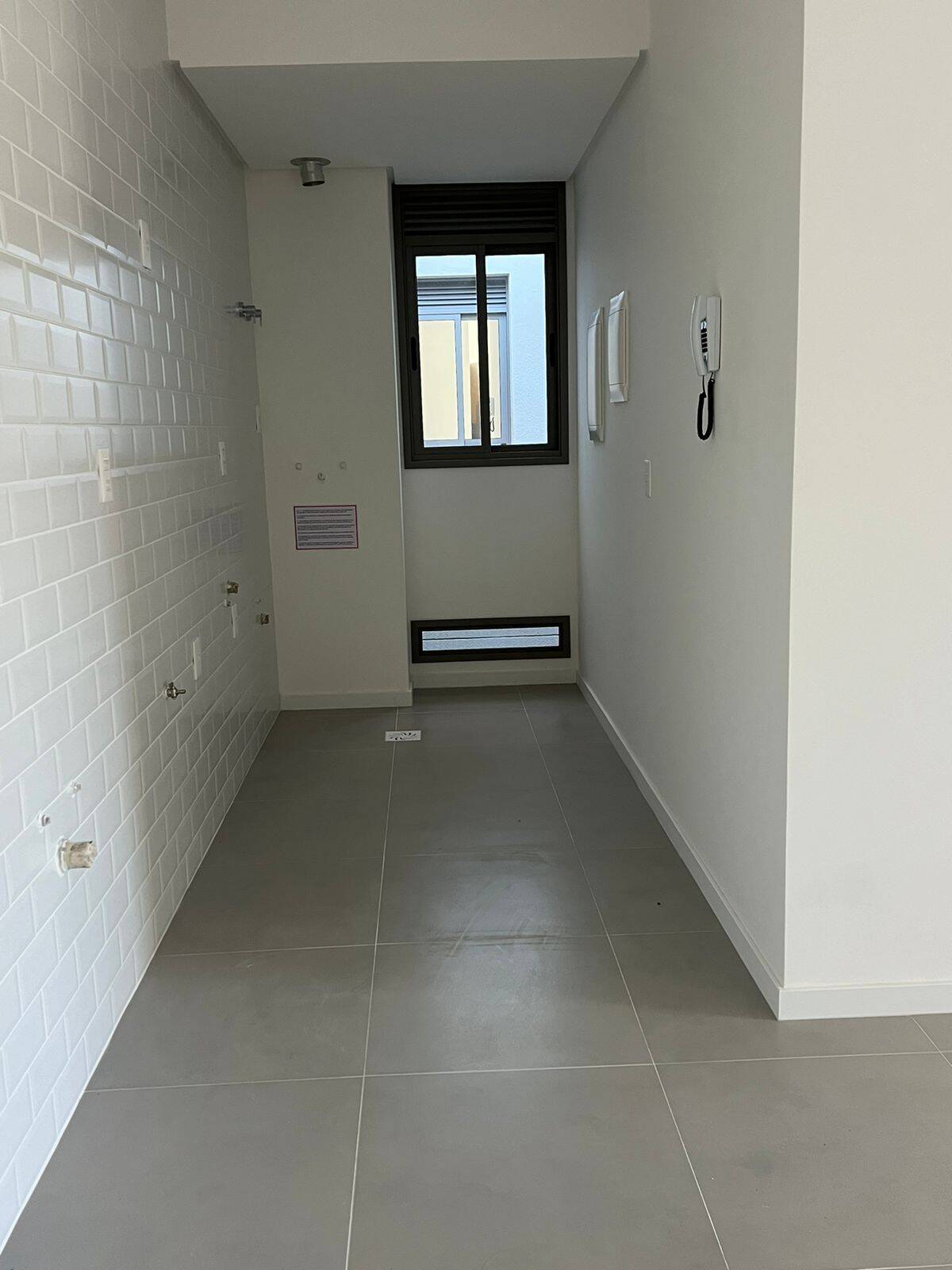 Apartamento à venda com 2 quartos, 90m² - Foto 3