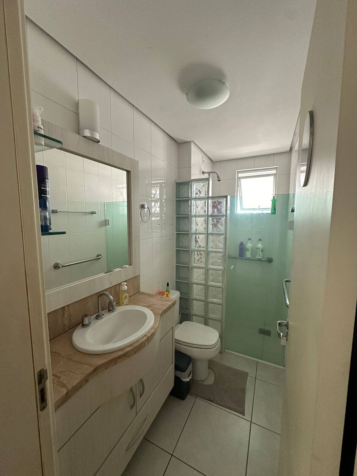 Apartamento à venda com 2 quartos, 75m² - Foto 7