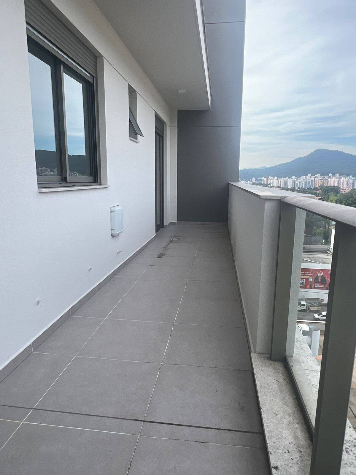 Apartamento à venda com 2 quartos, 110m² - Foto 5