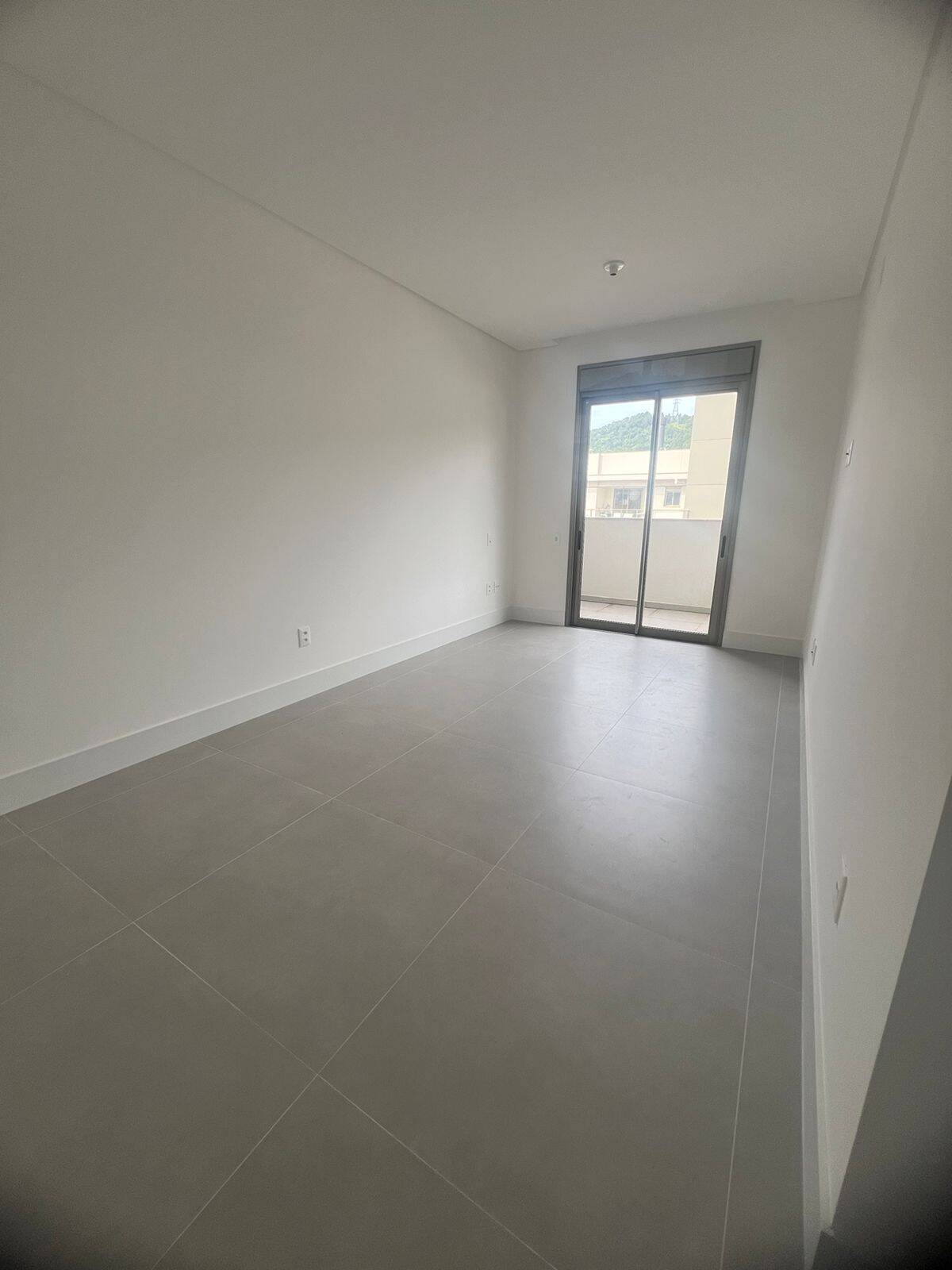 Apartamento à venda com 2 quartos, 110m² - Foto 10