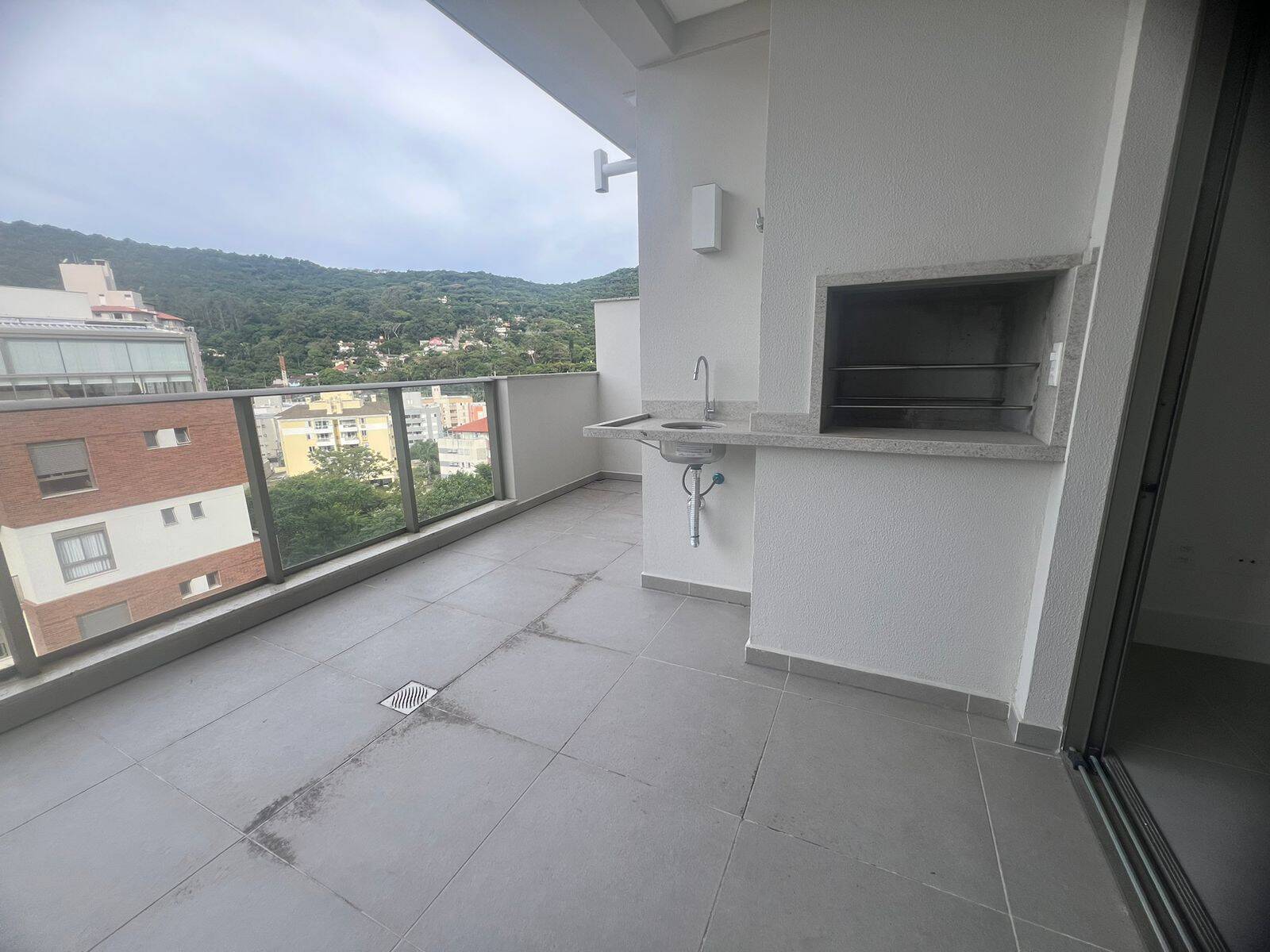 Apartamento à venda com 2 quartos, 110m² - Foto 14