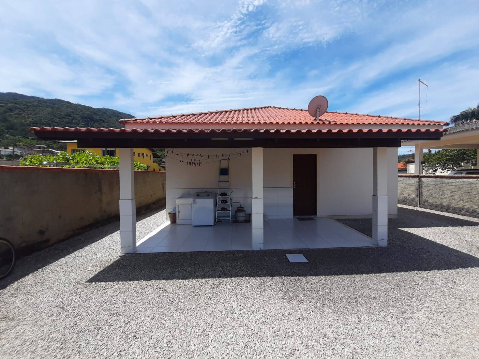 Casa à venda com 2 quartos, 80m² - Foto 16