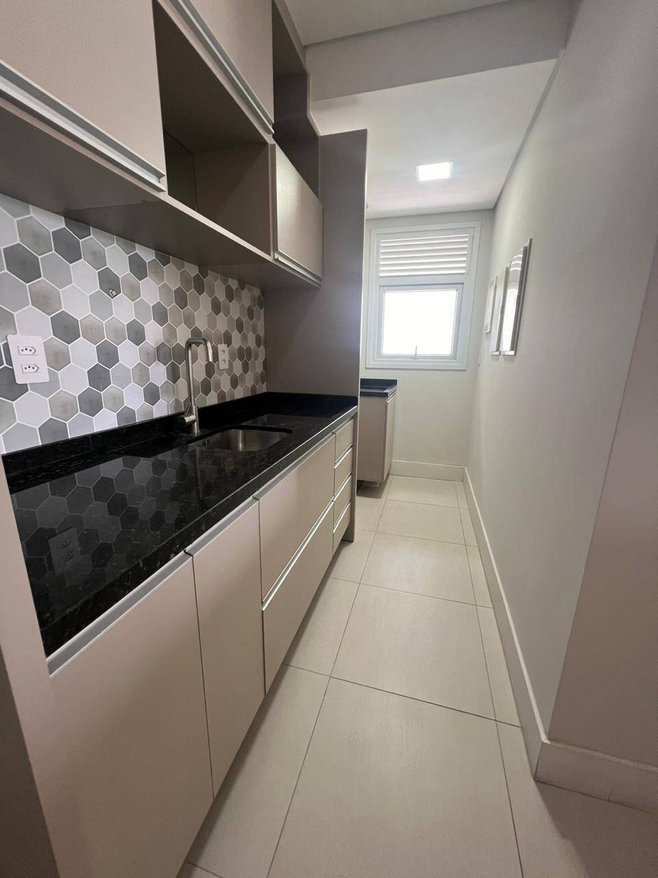 Apartamento à venda com 2 quartos, 75m² - Foto 16