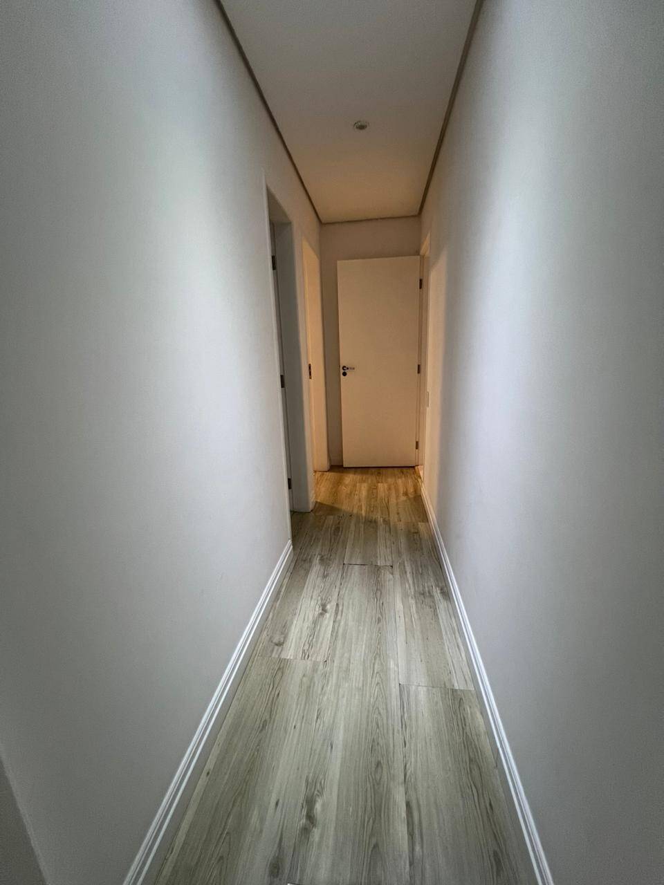 Apartamento à venda com 3 quartos, 210m² - Foto 8