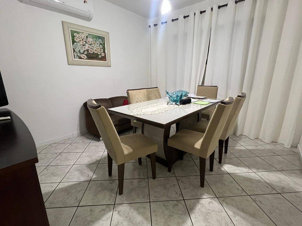 Casa à venda com 4 quartos, 240m² - Foto 5