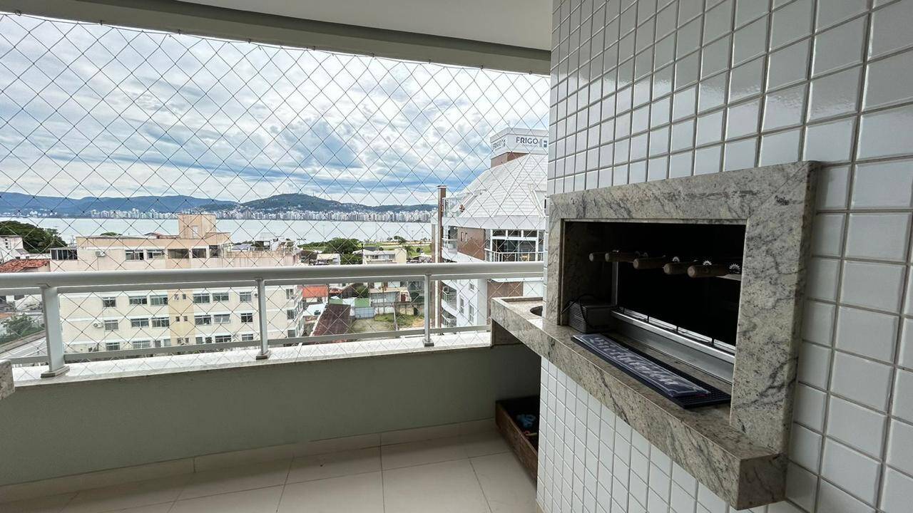 Apartamento à venda com 3 quartos, 96m² - Foto 7