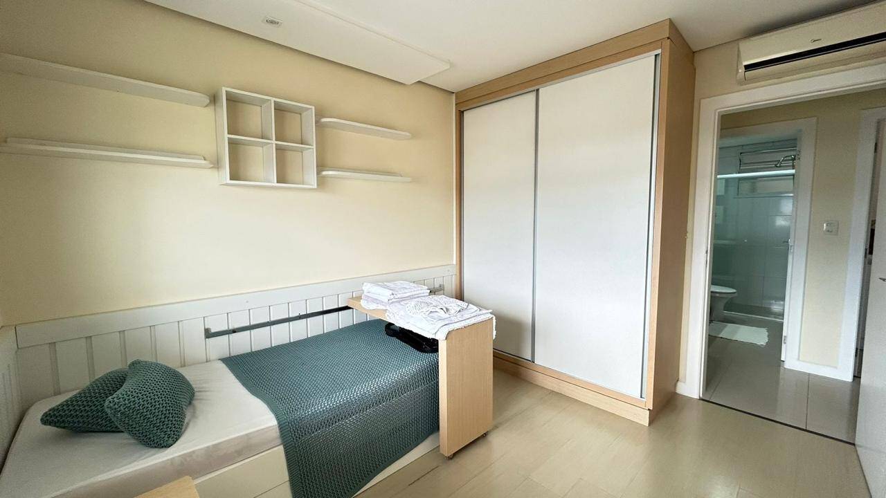 Apartamento à venda com 3 quartos, 96m² - Foto 12